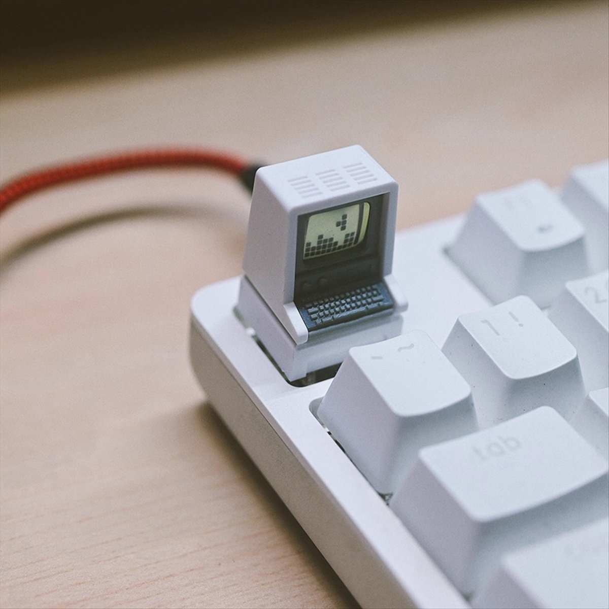 Retro Gaming Keycaps - Magnetische Retro-Hintergrundbeleuchtete Tastenkappe für die Esc-Taste,